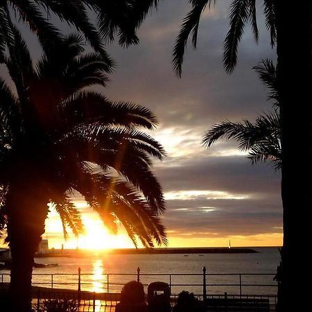Hostal Yebisah Santa Eularia des Riu Zewnętrze zdjęcie