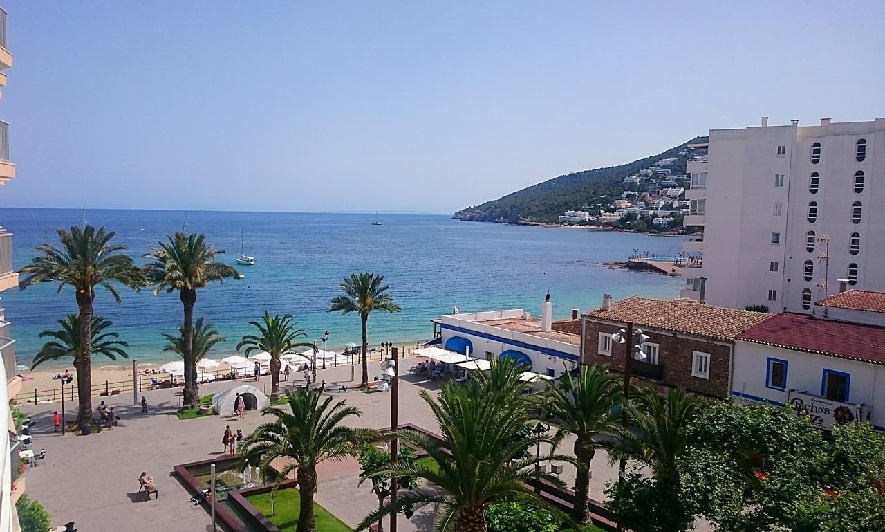 Hostal Yebisah Santa Eularia des Riu Zewnętrze zdjęcie